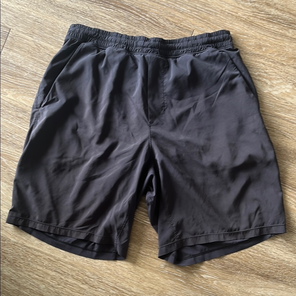 lululemon athletica Men's Athletic Shorts - Black